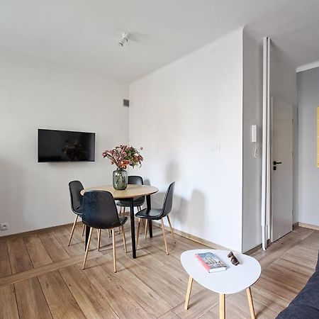 Modern And Cozy - City Center - Dobra 27 Varsovia Exterior foto
